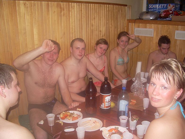 Секс Русских Вечеринки В Баня
